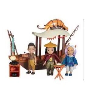 Disney Raya and the Last Dragon Petite Raya & Crew Shrimp Boat playset 25 Pieces